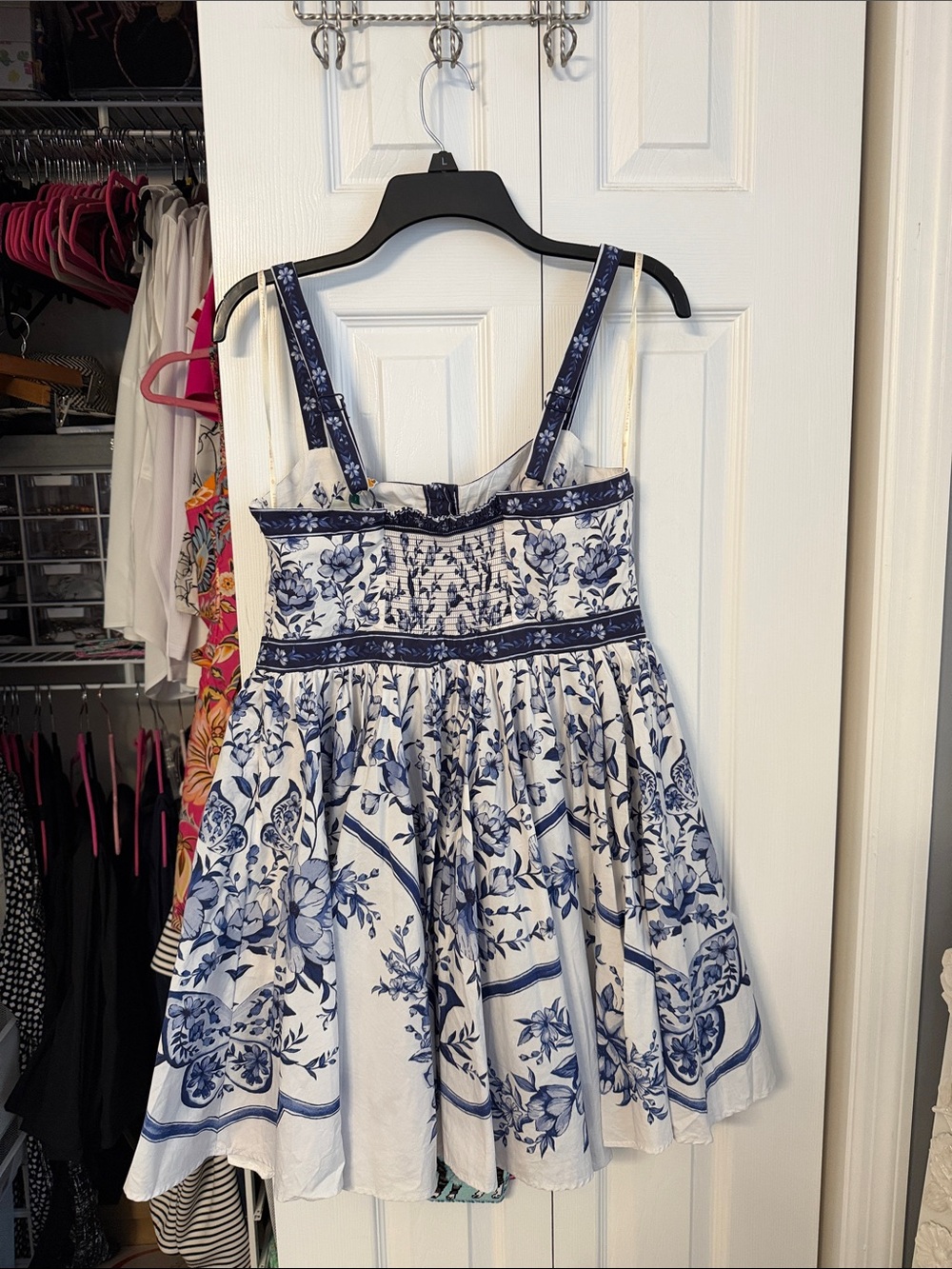 BNWT Off-White Porcelain Garden Buttoned Mini Dress size large - Picture 4 of 14